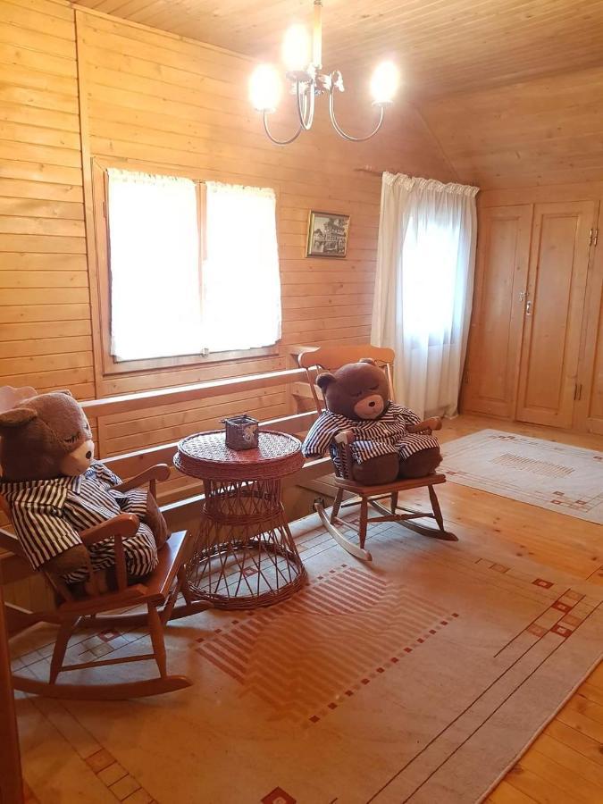 Casa De Vacanta Качулата Екстериор снимка